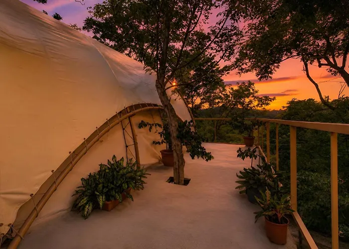 Boutique Safari #2 Puerto Soley